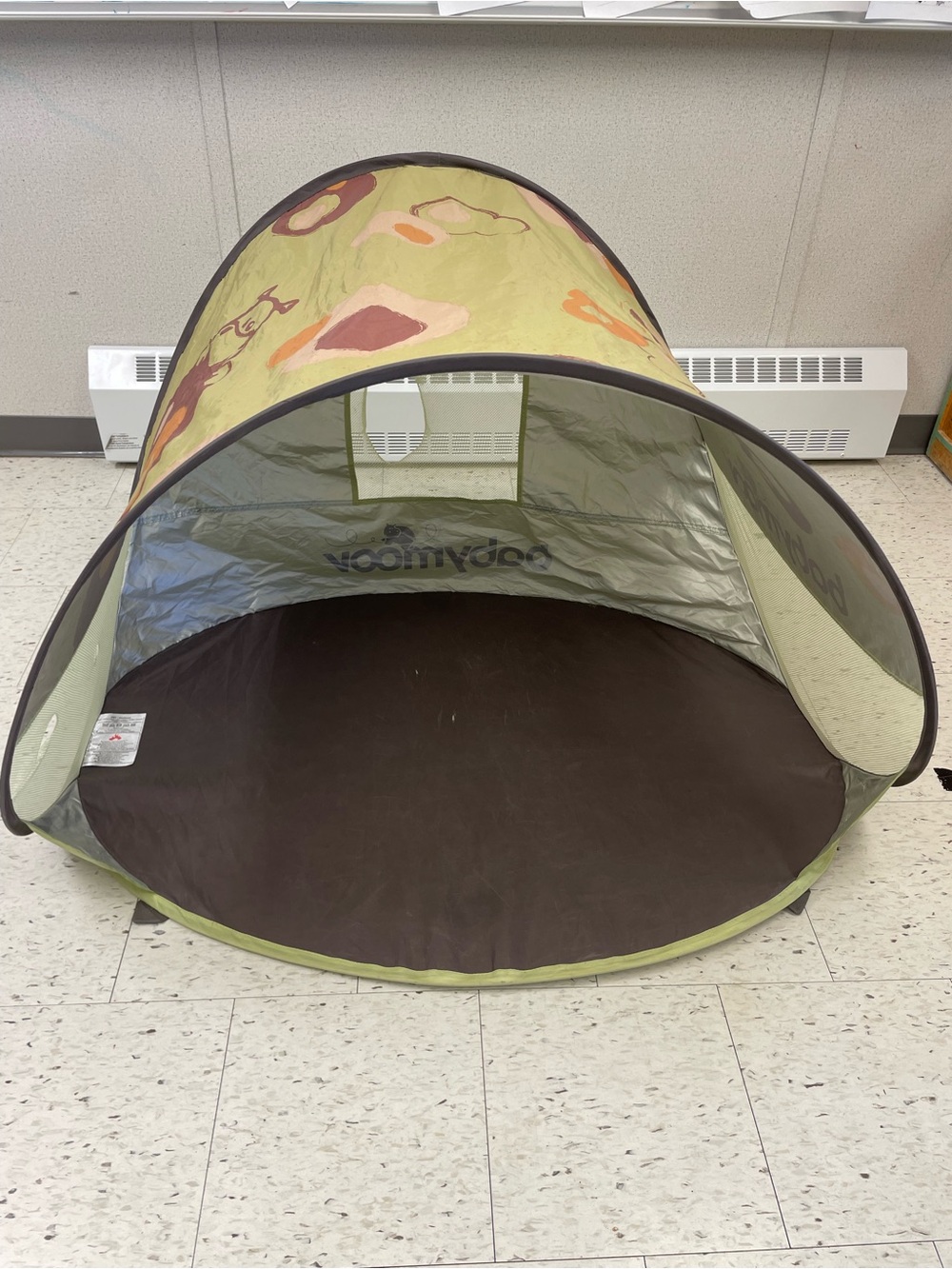 Kids Pop-Up Play Tent in Green and Brown - Portable Sun Shelter